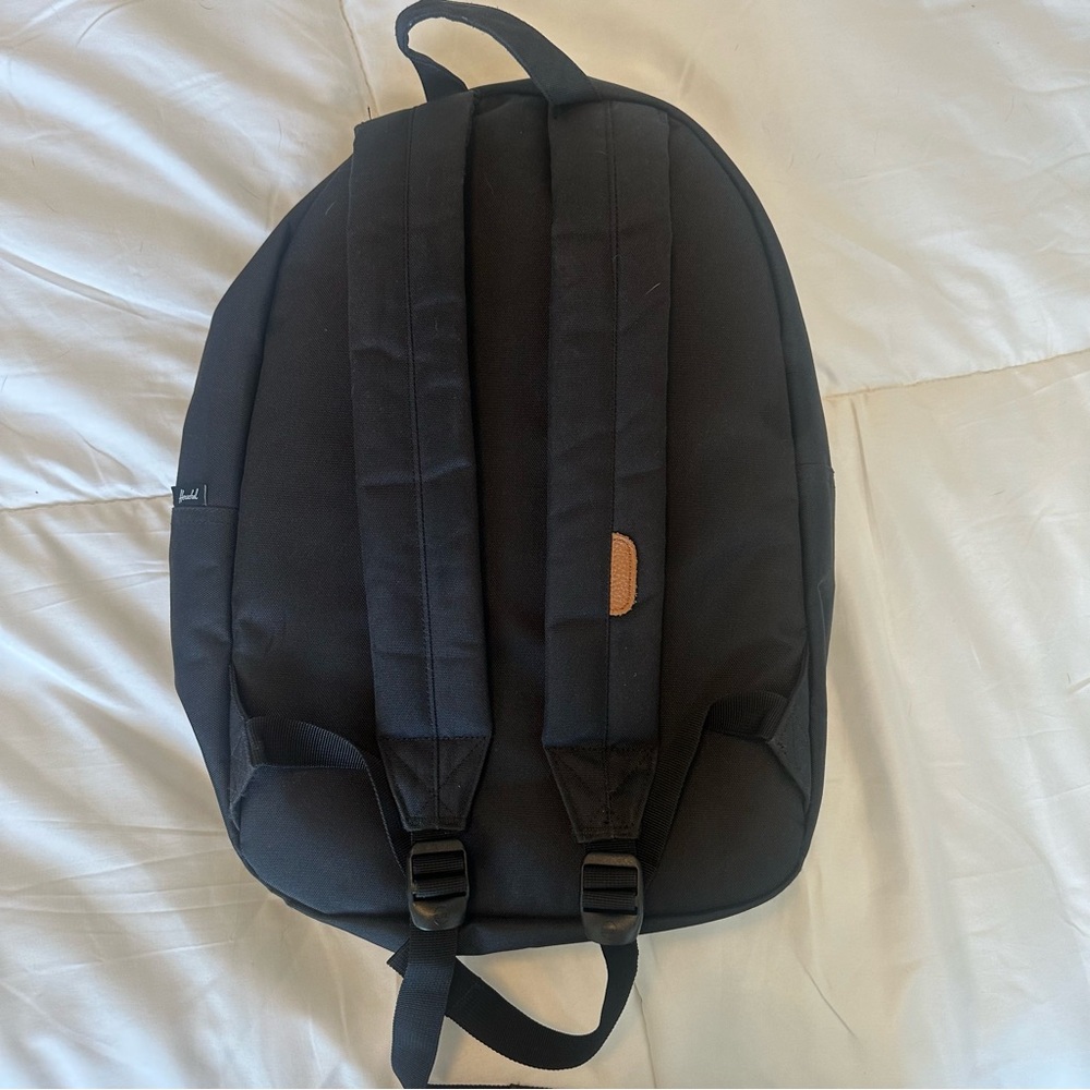 Herschel Supply Company Black Classic Backpack with Red & White Stripped Lining - Picture 4 of 8